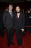 Nom du fichier : 2001emmy-16.jpg
Poids du fichier : 83Ko
Dimensions : 467x719
Ajouté le : 20 Avr 2006 2001emmy-16.jpg